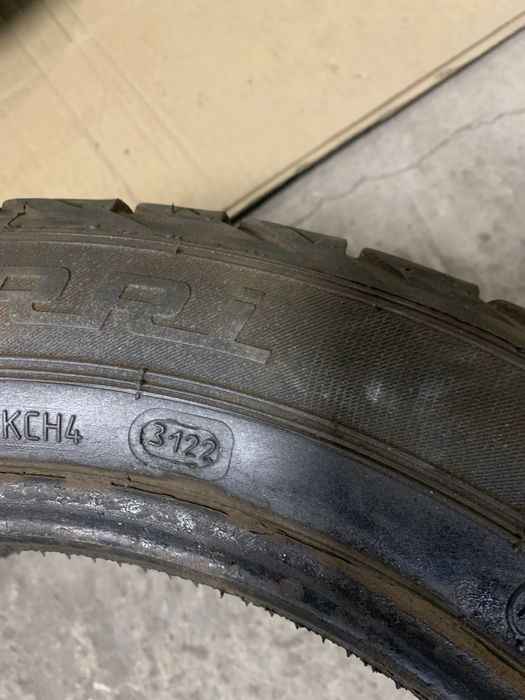 Продам 2 ската зима 205/55 р16