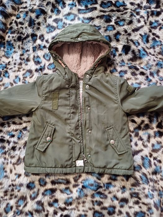 Курточка Zara для дівчинки
