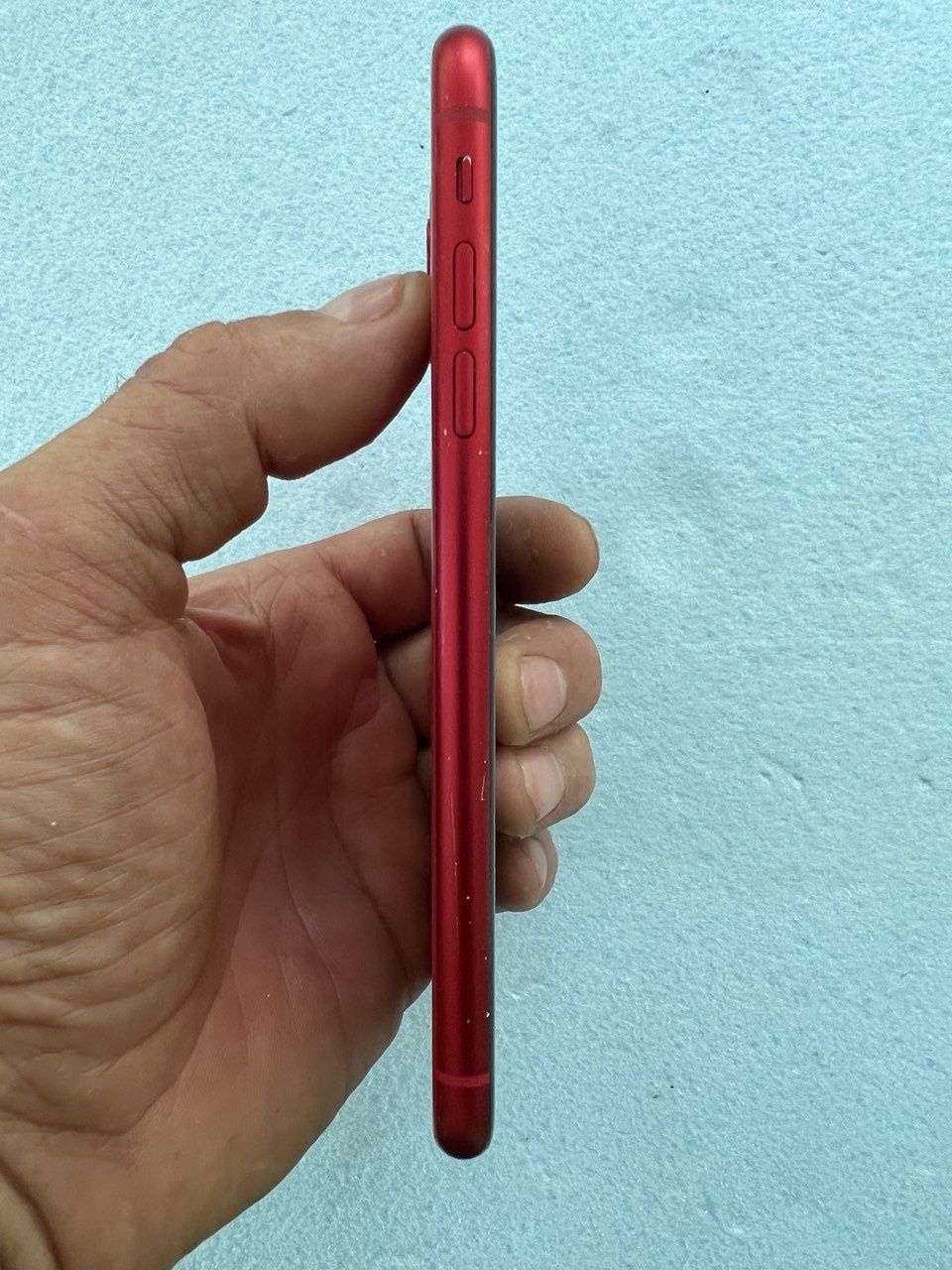 iPhone 11 64gb red царапины