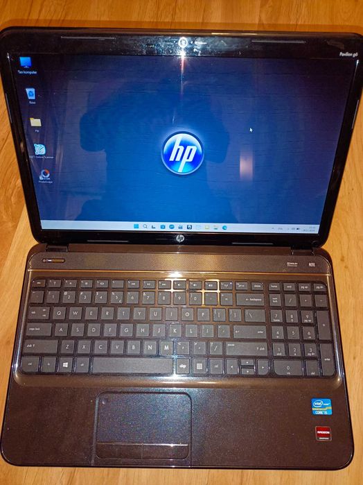 Laptop HP - 15"/ WIN11 / ssd-250gb/ ram-8gb/ cpu-i5-max.3,1ghz/ 2xgpu