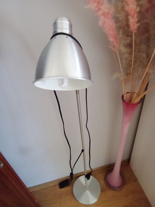 Lampa srebrna...