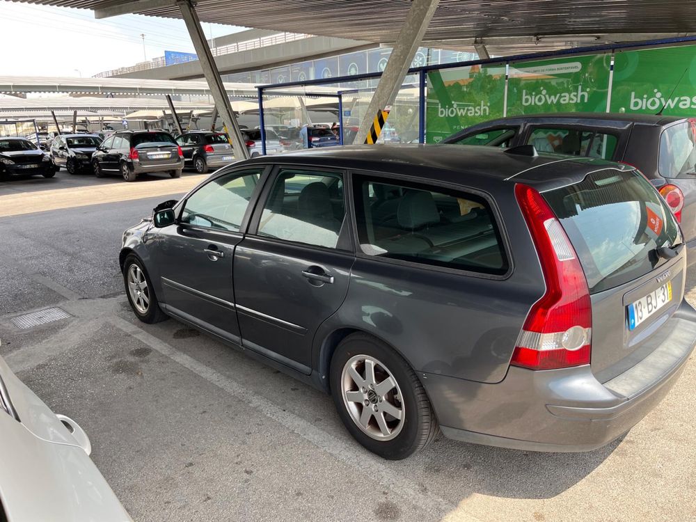 Carrinha Volvo v50 2006