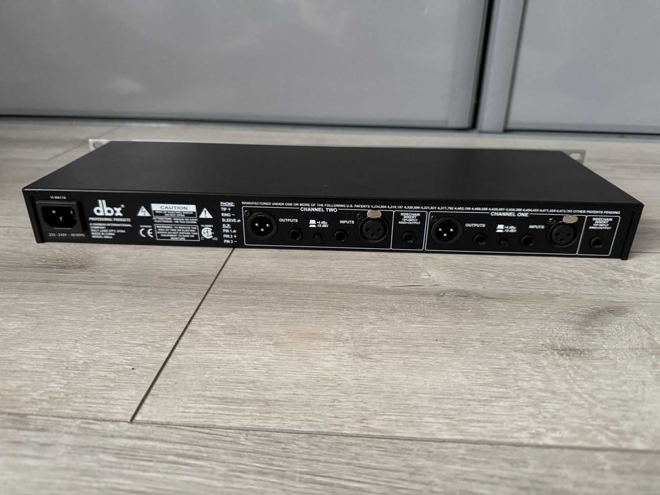 Procesor dynamiki Kompresor Gate DBX Professional 266XS