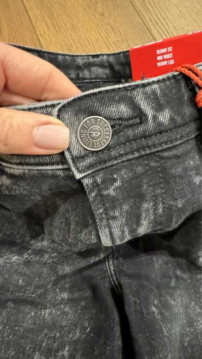 Орігінал Джинси скіні diesel w27 l32