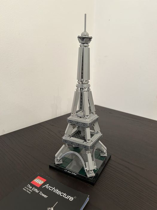 Lego Arquitetura 21019 - Torre Eiffel