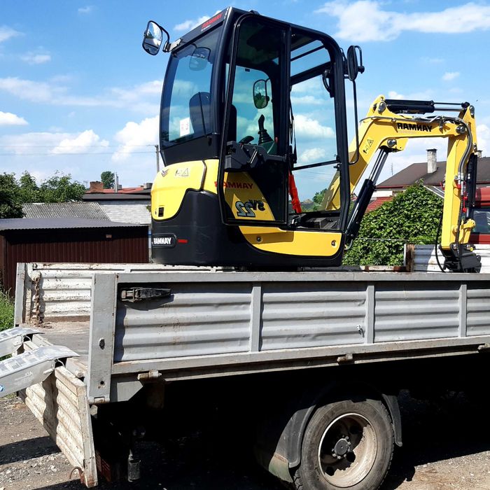 Minikoparka ,koparko-ładowarka wiertnica ,wywrotka,odśnieżanie ,prace