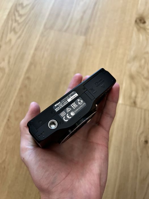 Nikon Coolpix S9700  стан  ідеал