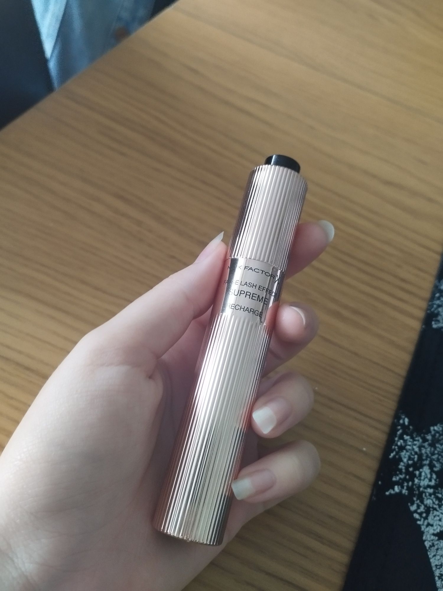 Max factor tusz false lash effect supreme