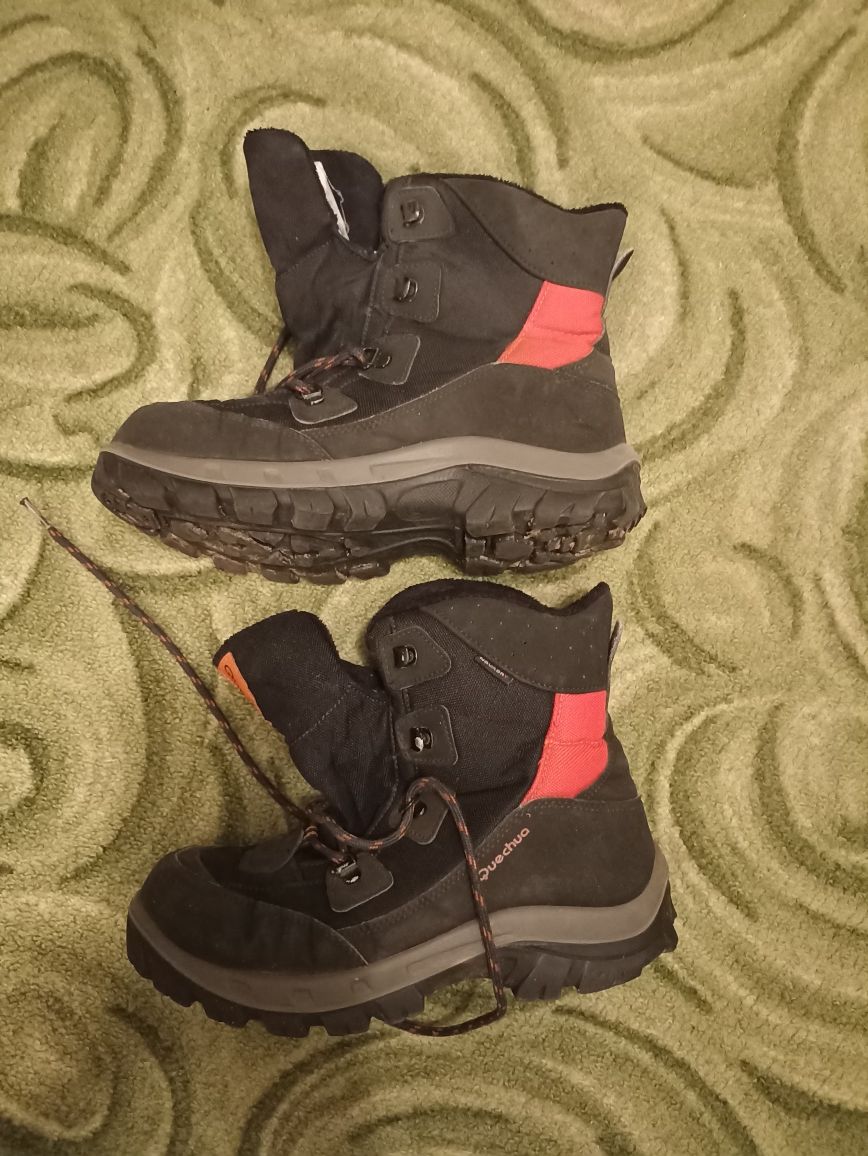 Buty zimowe Quechua,  rozmiar 37, stan bardzo dobry