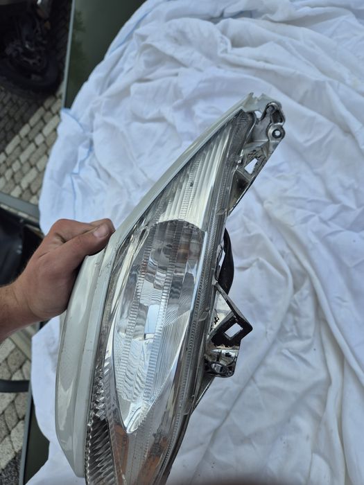 Prawa Czasza Czacha Owiewka z Lampą Honda Vision 110