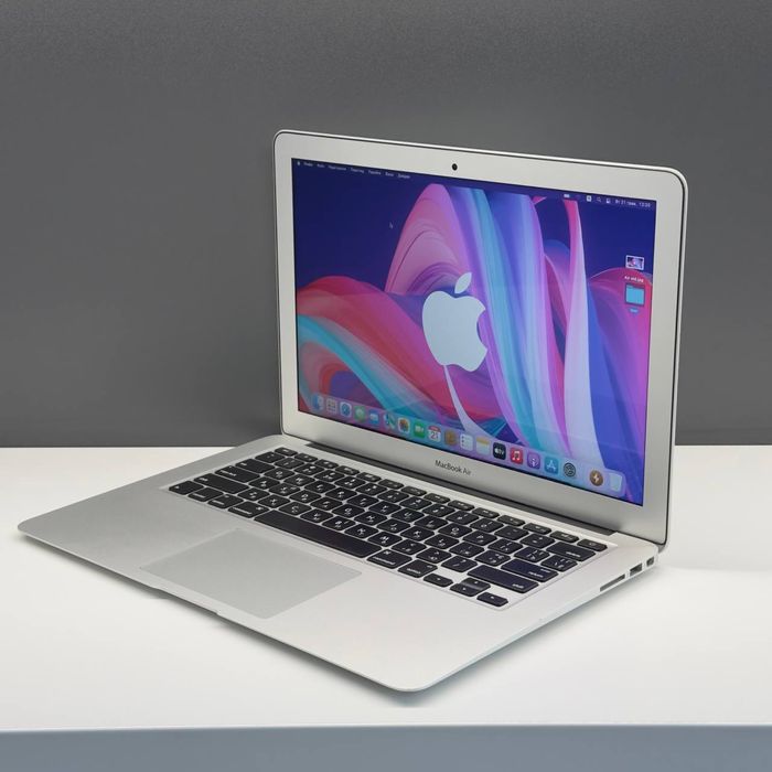 MacBook Air 13 (2017)