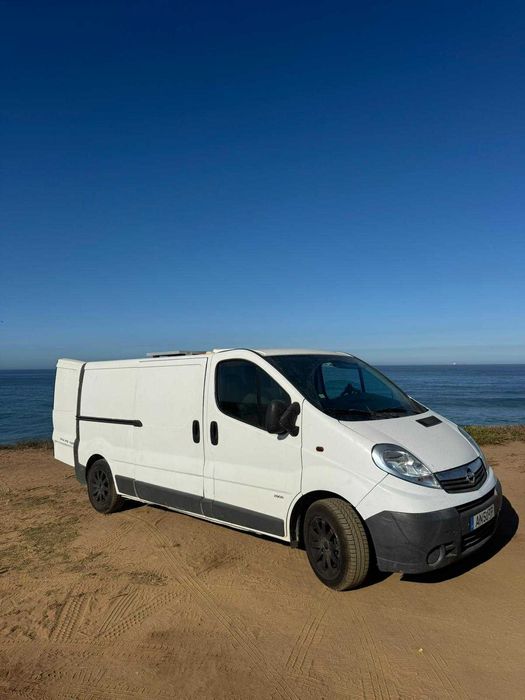Campervan Opel Vivaro 2.5CDTI Legalizada