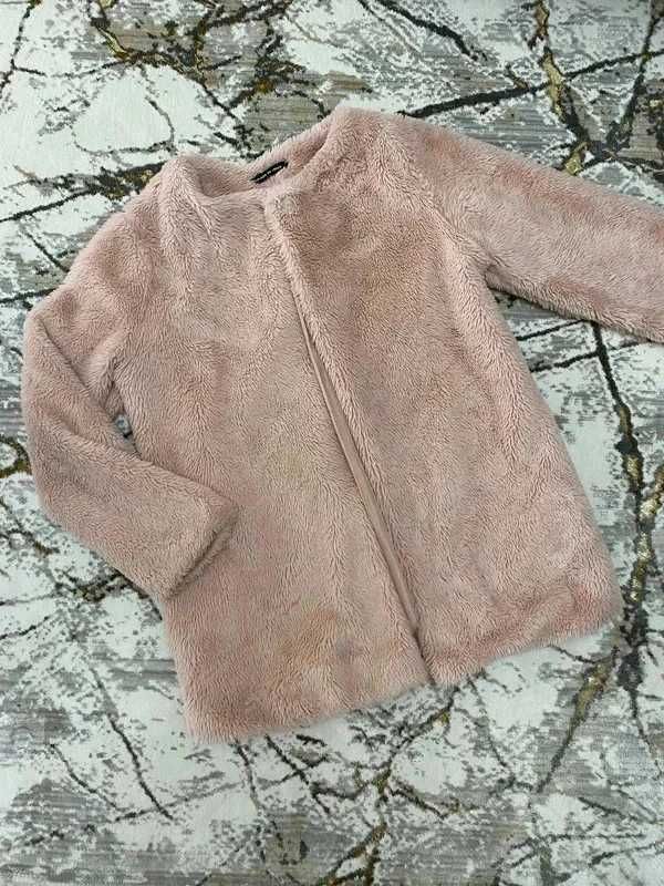 casaco de pelo sintético