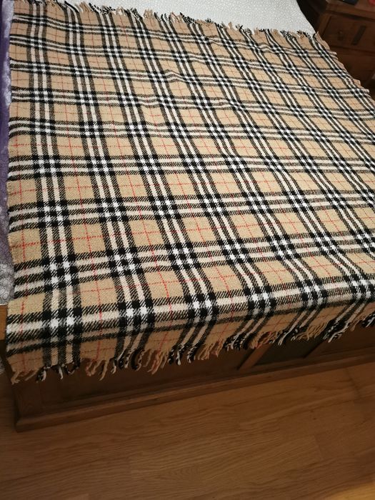 Manta de xadrês tons beje e preto