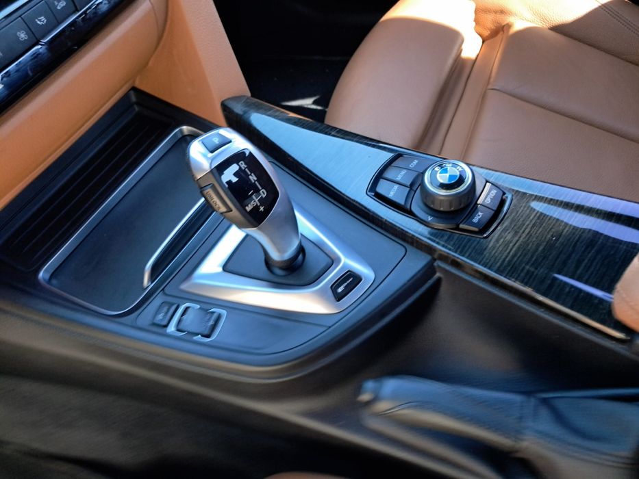 Продам BMW 330 e 2017 год 58 тыс км пробег!!!