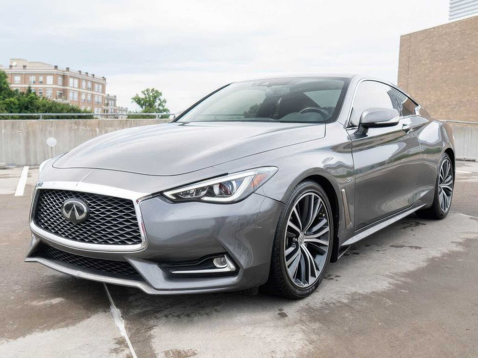 INFINITI Q60 Luxe Coupe      2019