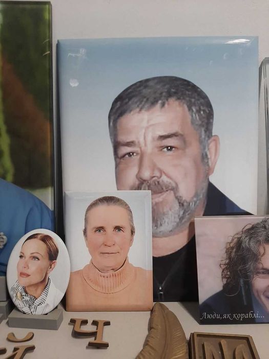 Фотоскло, фотокераміка, пам'ятники у Луцьку