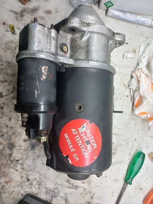 Motor de arranque UMM