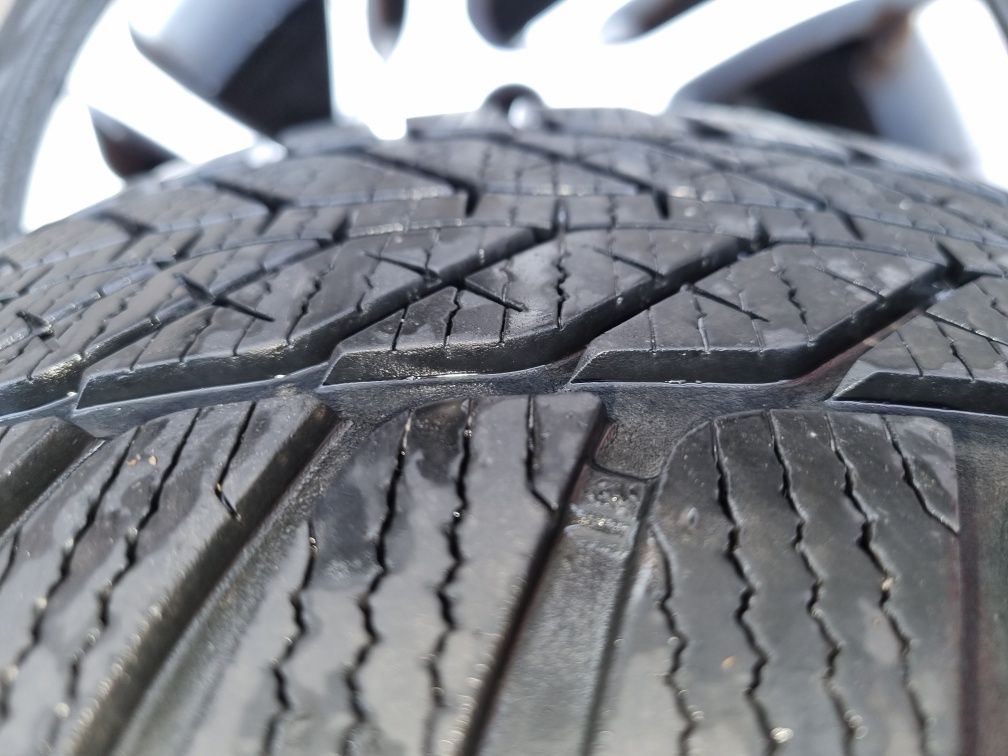 Alufelgi 17 5×108  z oponami w ładnym stanie