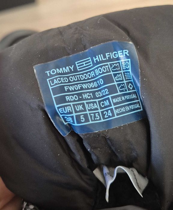 Нові зимові ботинки Tommy Hilfiger (коробка, чек з ЄС)