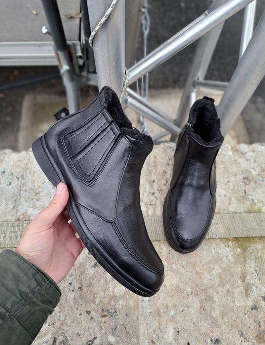Шкіряні чорні черевики челсі 40 розмір