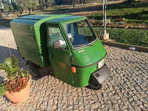 Piaggio Ape Carinha
