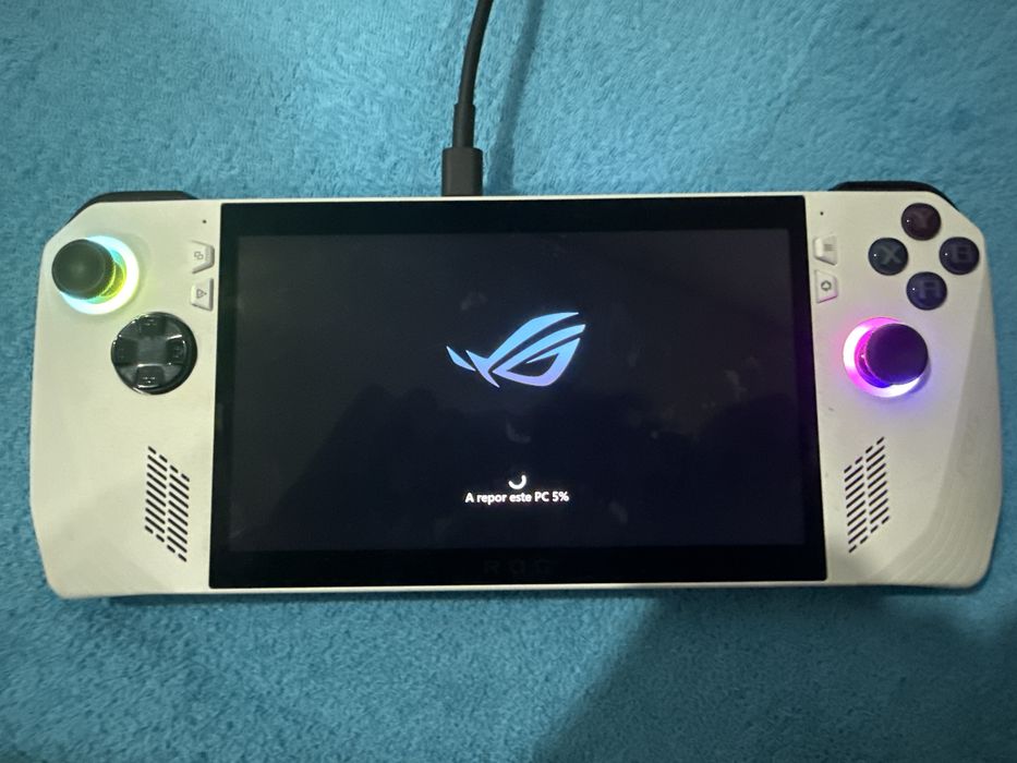 Asus Rog Ally z1 ext