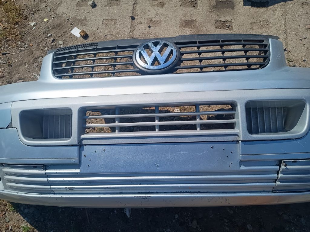 Zderzak przód VW T5