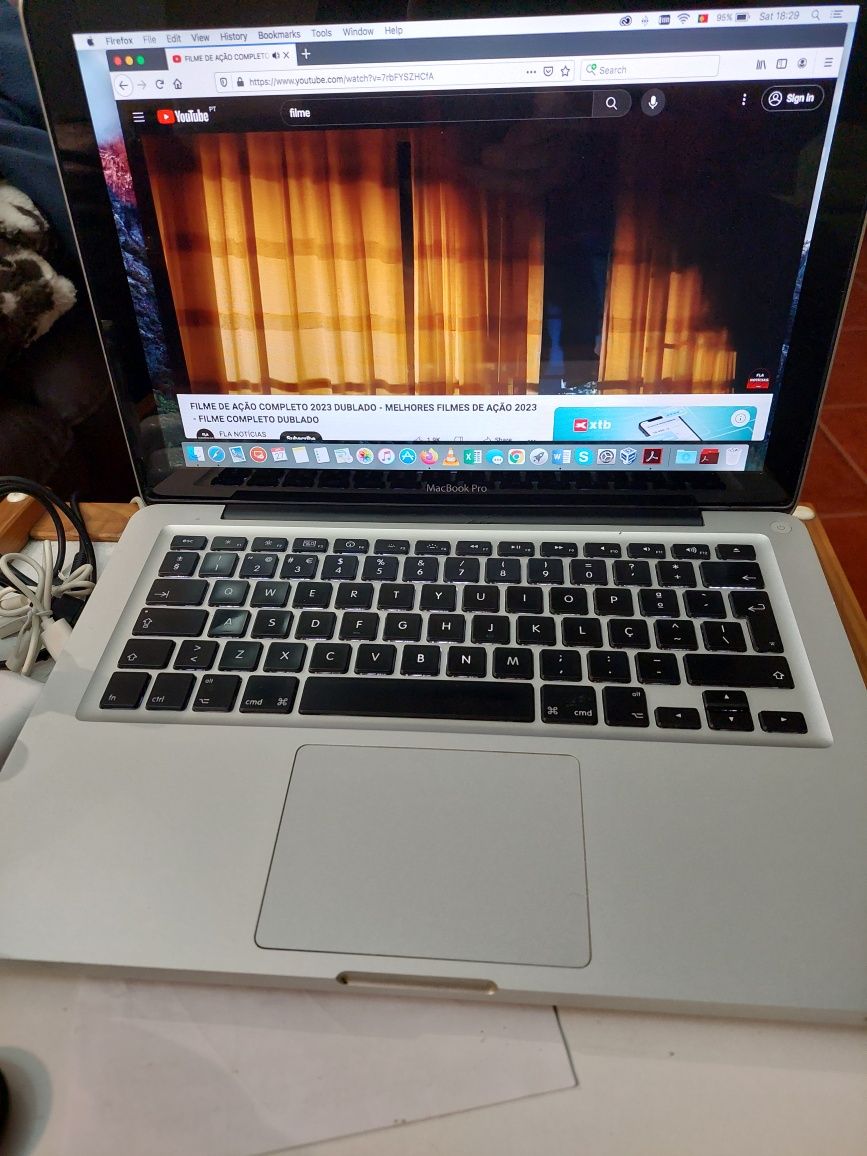 MACBOOK PRO 13" 2009