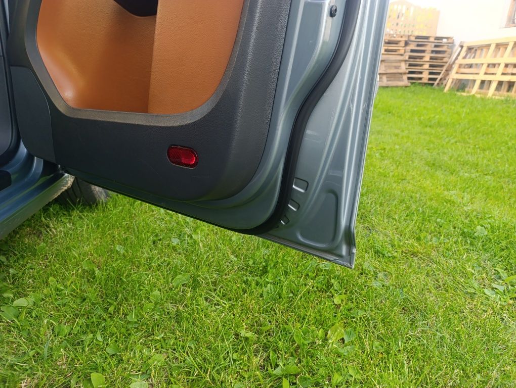 Volkswagen TOURAN 2.0 TDI