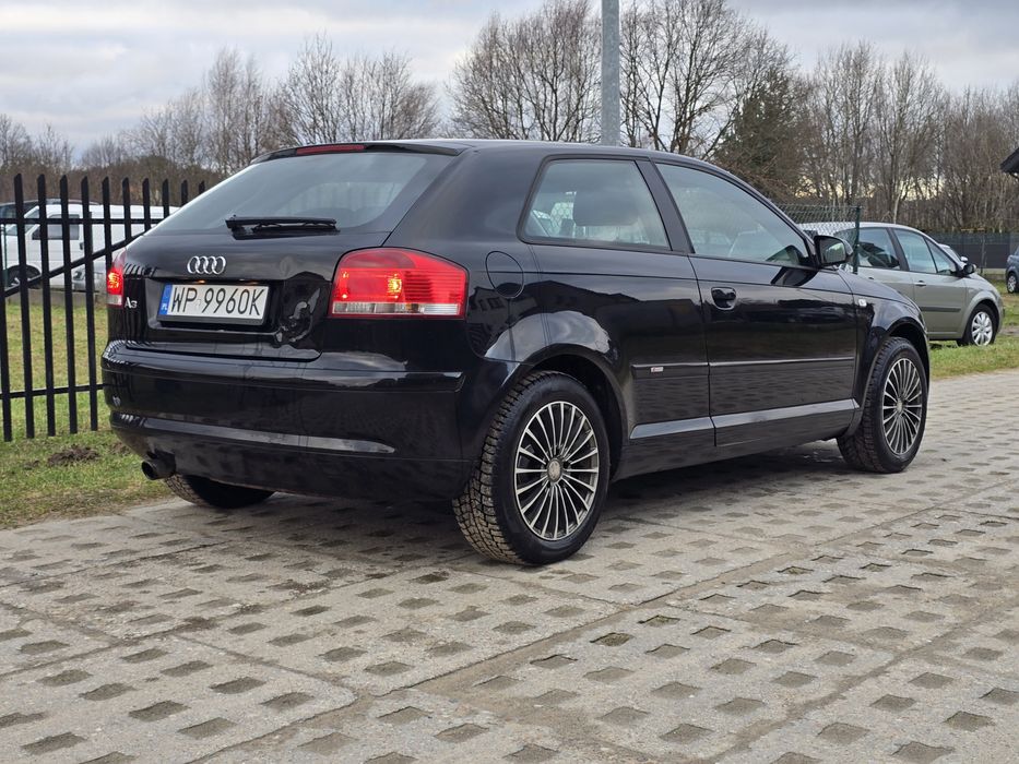 Audi A3 8P 1.6 MPI, benzyna/ LPG ładny stan, długie opłaty, alufelgi