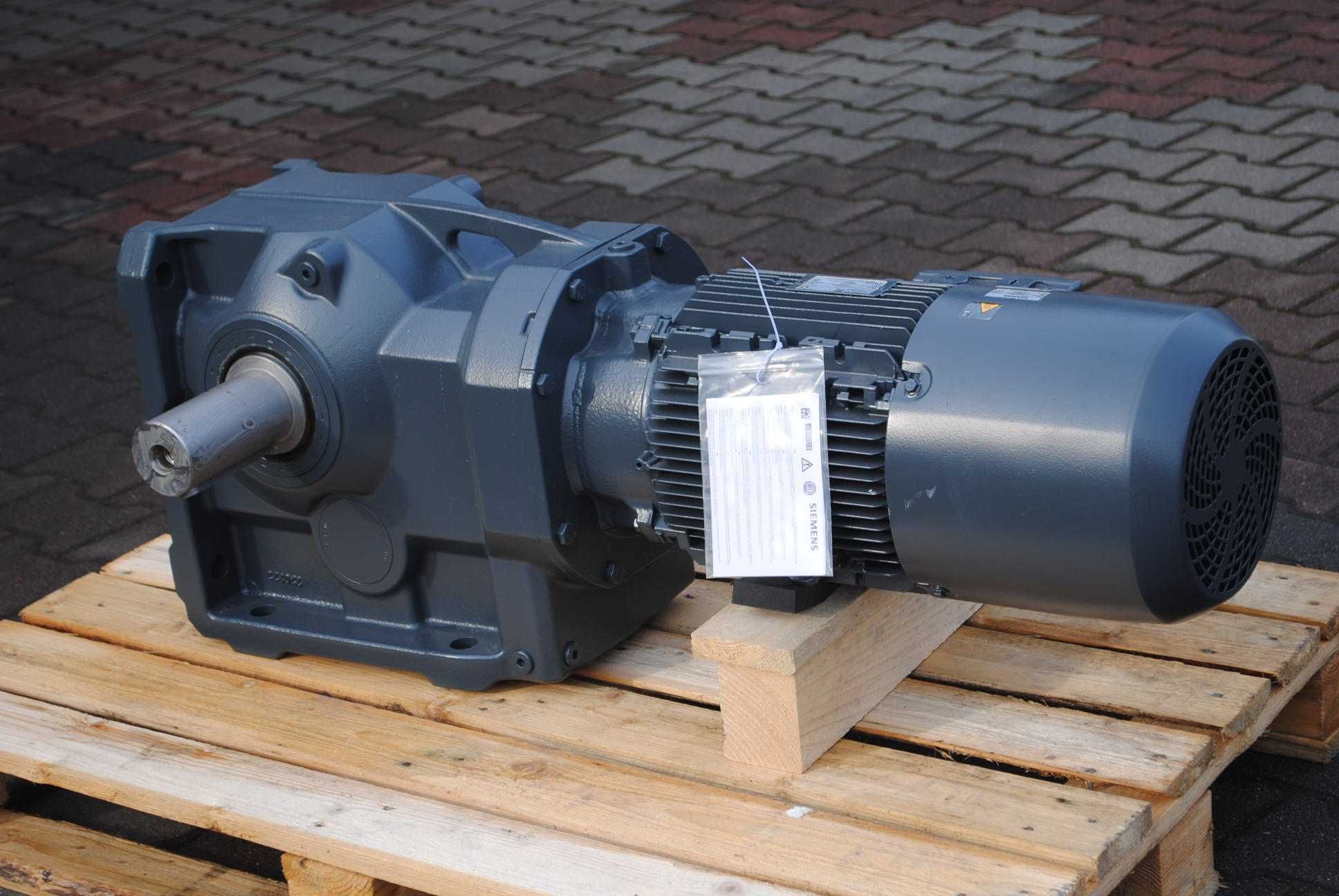 Motoreduktor kątowy 5.5kw 10,2obr./min. z hamulcem. Siemens