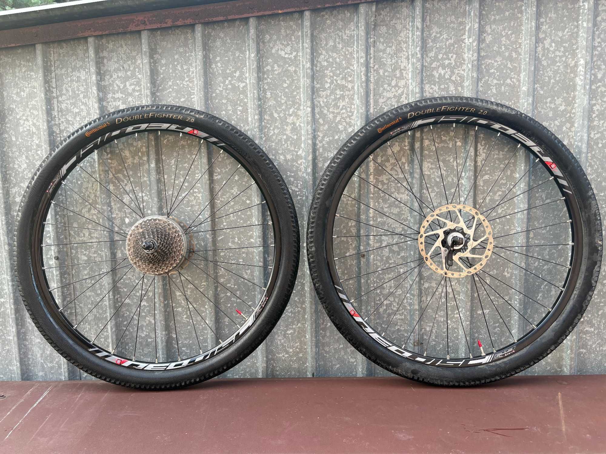 Zadbany Unibike Flite 29-er 21 cali Deore SLX + dodatki opony SPD