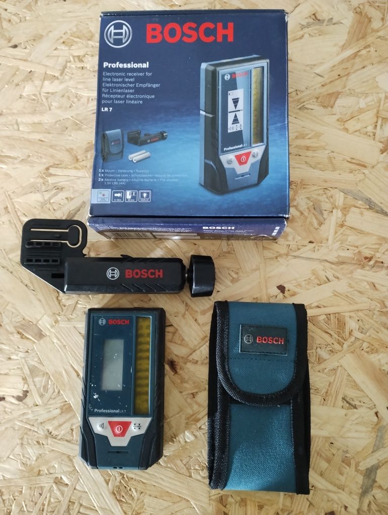 Laser BOSCH GLL 3-80 C plus duży zestaw