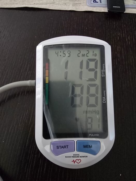 ciśnieniomierz automatyczny