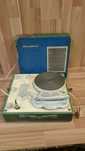 gramofon BOMBINO