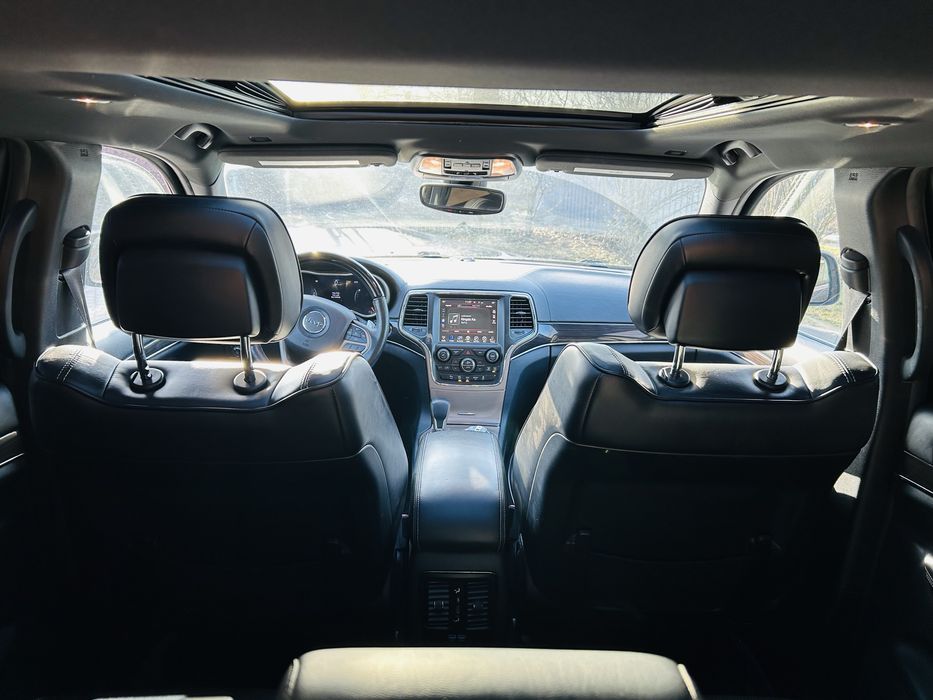 Jeep grand cherokee wk2 overland 3.6v6 4x4 2017 benzyna