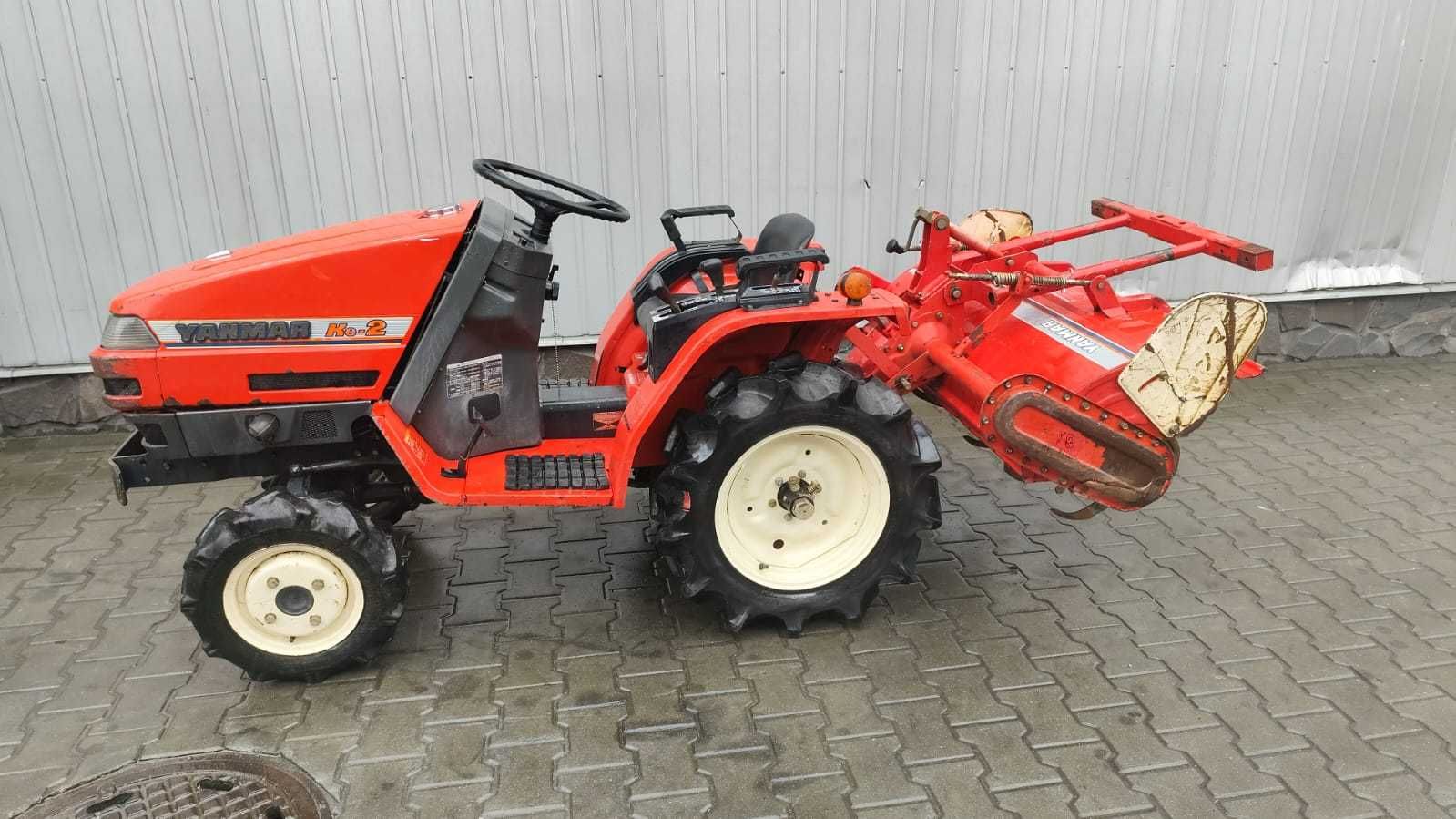 Japoński traktorek Yanmar KE 2 glebogryzarka 4x4 12 KM