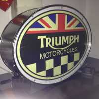 Triumph, reclame luminoso