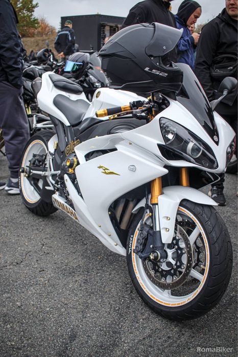 Продам yamaha r1
