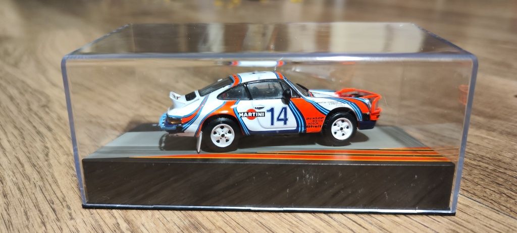 Porsche 911 SC skala 1:43