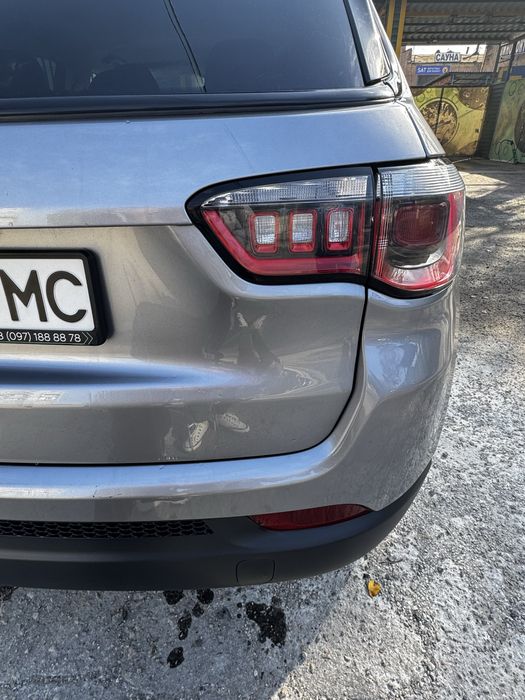 Продам jeep compass2018 рік