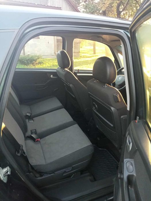 Opel Meriva 1.4 benzyna 2005 R.