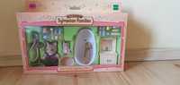 Sylvanian Families - Striped Cat Father With Baby & Bathroom 2506