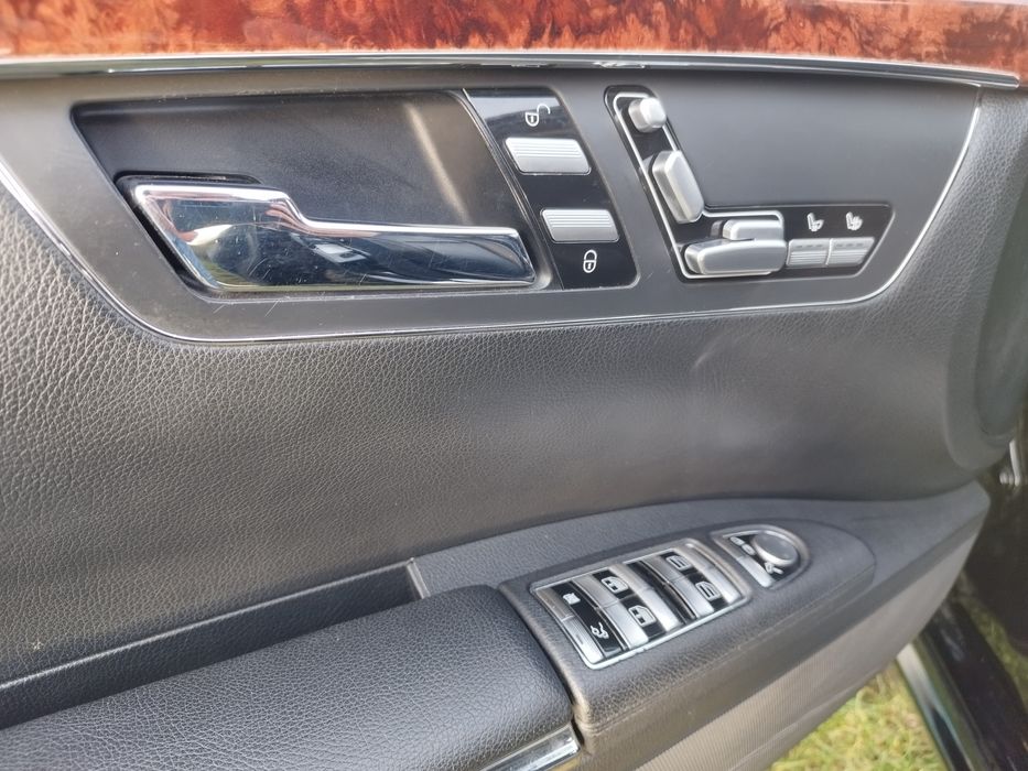 Salon Polska 4MATIC 4,7 V8 340kM , LONG,