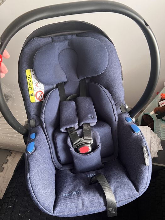 Foteliki avionaut x2 + baza