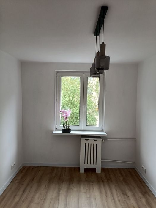 Sprzedam 3 pokojowe mieszkanie po remoncie na Dambonia.