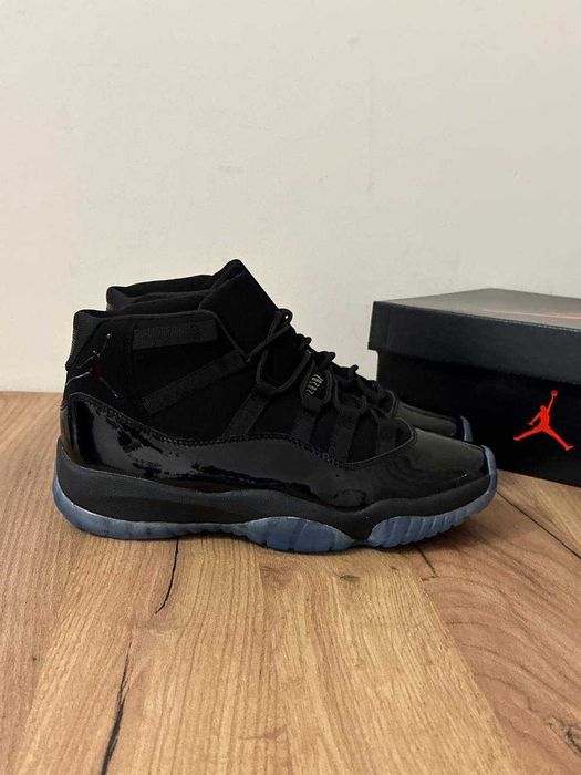 Кросівки чоловічі джордани 11 ретро блек кроссовки мужские Jordan 11