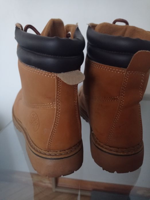 Чоботи зі штучного нубука