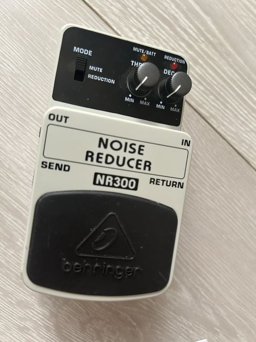 Гитарная педаль Behringer NR300 музыки Шумоподавитель, новая